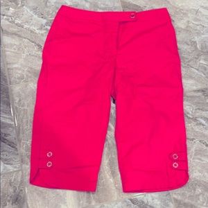 🎀 Cute Pink Capri Pants 🎀